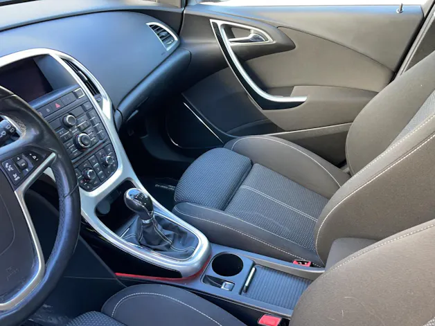 Opel Astra 1.4 T 140 eTEC Sport