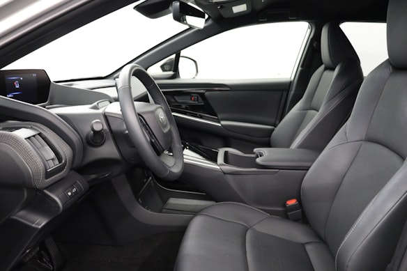 TOYOTA bZ4X Premium AWD 2