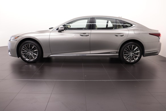 LEXUS LS 500h Excellence AWD 3