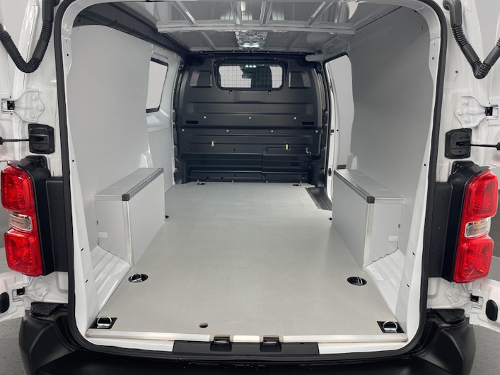 Vehicle image OPEL VIVARO