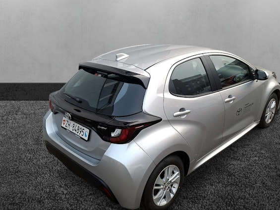 Vehicle image 3 Vehicle image 3