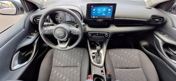 Vehicle image 4 Vehicle image 4