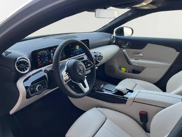 Mercedes-Benz A 250 e Progressive