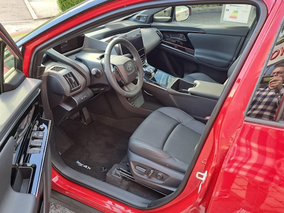 Vehicle image 7 Vehicle image 7