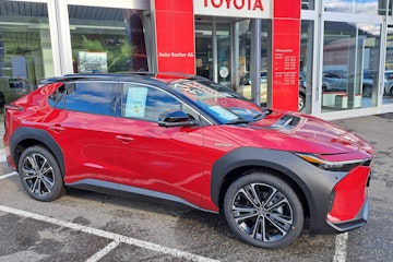 Vehicle image TOYOTA BZ4X 0 Vehicle image TOYOTA BZ4X 0