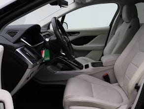 Vehicle image JAGUAR I-Pace EV400 HSE AWD