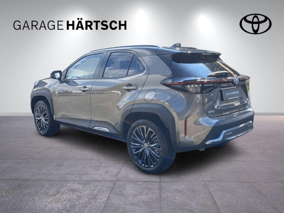 Vehicle image 3 Vehicle image 3