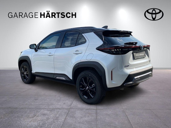 Vehicle image 3 Vehicle image 3