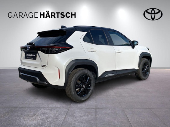 Vehicle image 6 Vehicle image 6