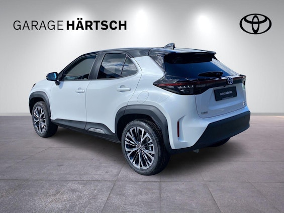 Vehicle image 3 Vehicle image 3