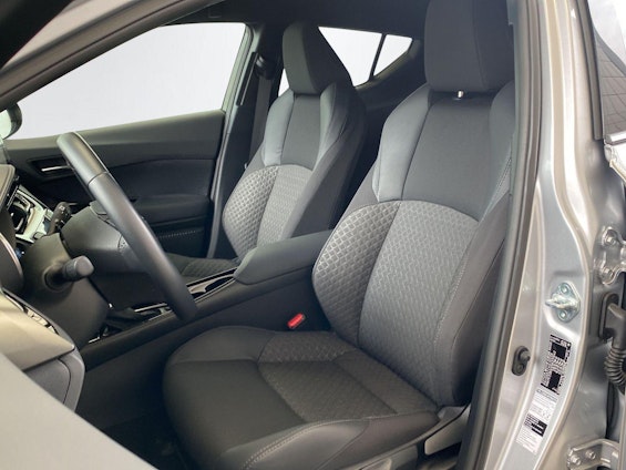 Vehicle image 14 Vehicle image 14