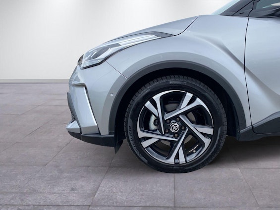 Vehicle image 2 Vehicle image 2