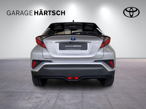 Vehicle image 4 Vehicle image 4