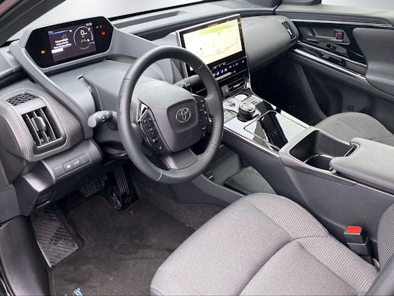 Vehicle image 13 Vehicle image 13