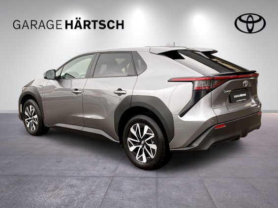 Vehicle image 3 Vehicle image 3