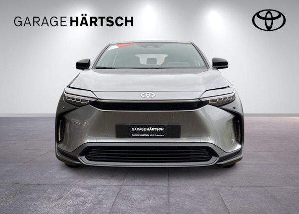 Vehicle image 9 Vehicle image 9