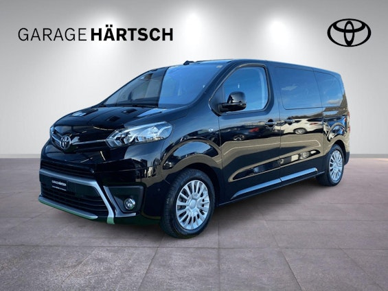 First vehicle image First vehicle image