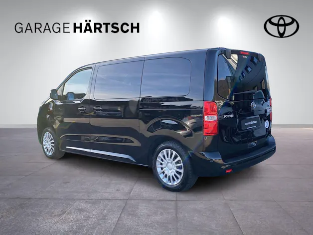 Toyota PROACE Verso L1 2.0 D Shuttle