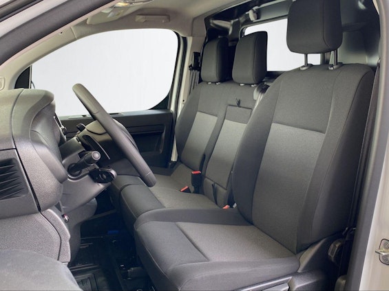 Vehicle image 14 Vehicle image 14