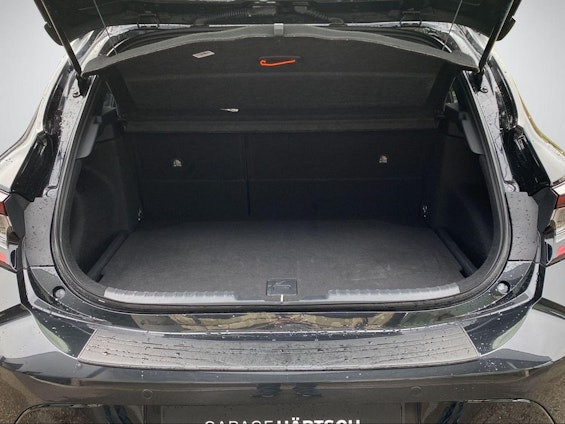 Vehicle image 5 Vehicle image 5