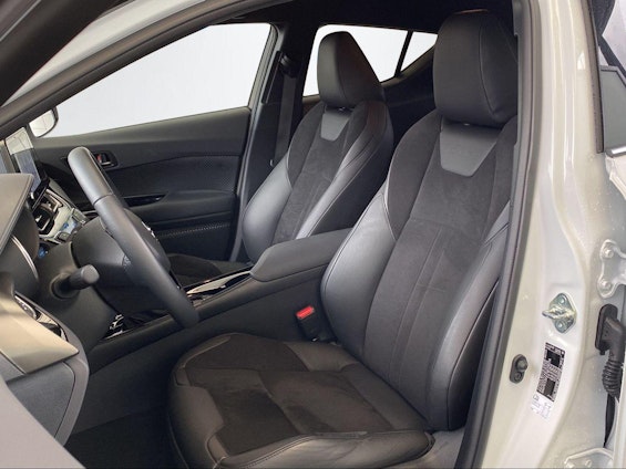 Vehicle image 14 Vehicle image 14