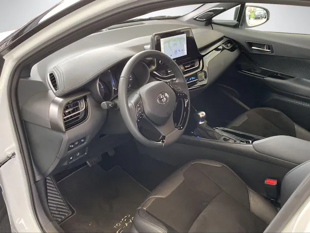 Toyota C-HR 2.0 VVTi HSD Move