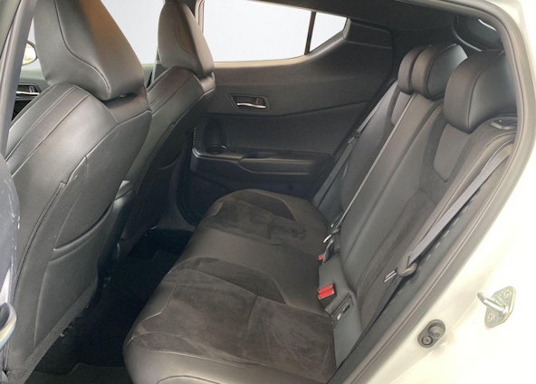 Vehicle image 10 Vehicle image 10