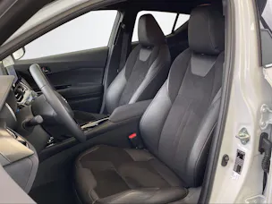 Toyota C-HR 2.0 VVTi HSD Move