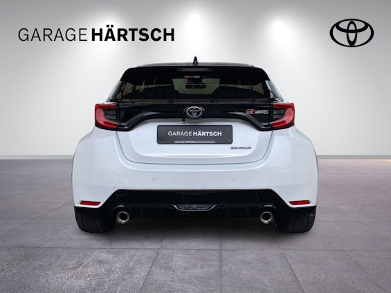 Vehicle image 4 Vehicle image 4