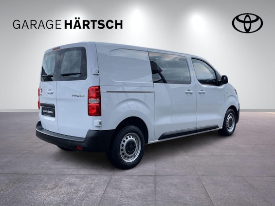 Vehicle image 6 Vehicle image 6