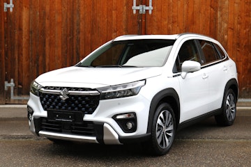 Vehicle image SUZUKI S-CROSS 0