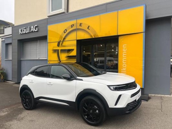 First vehicle image First vehicle image