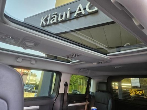 Vehicle image 10 Vehicle image 10