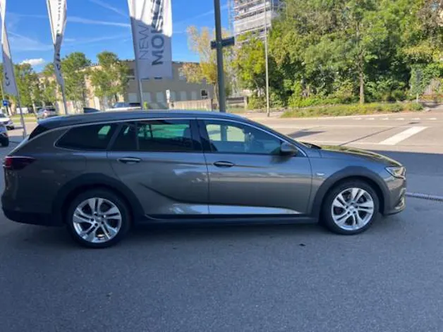 Opel Insignia C.T 2.0BiDTI 4WD