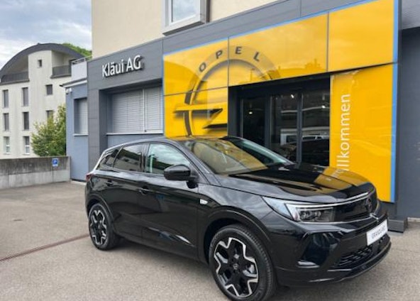 First vehicle image First vehicle image