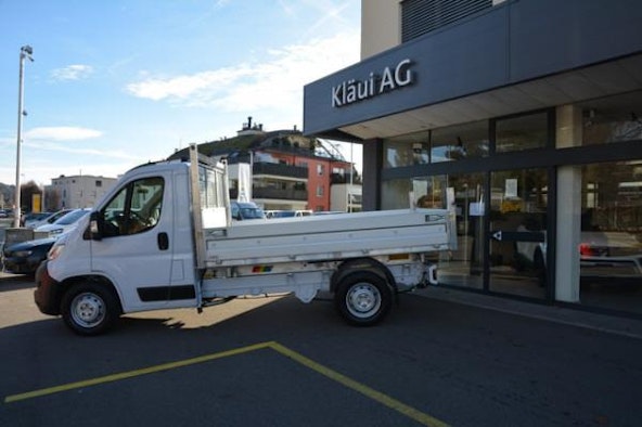 Vehicle image 2 Vehicle image 2