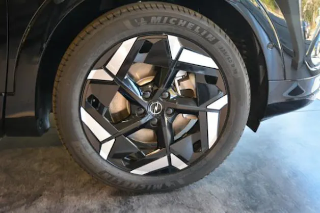 Opel Grandland Hybrid4 GSe