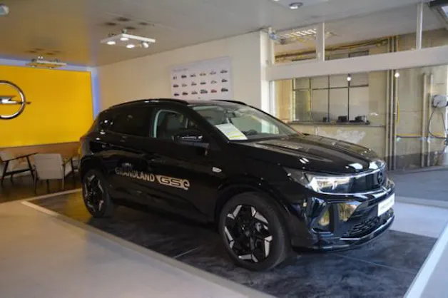 Opel Grandland Hybrid4 GSe