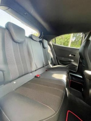 Vehicle image 12 Vehicle image 12