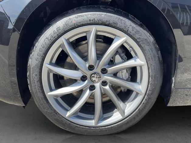 Alfa Romeo Giulia 2.0 Q4 Sprint Edition