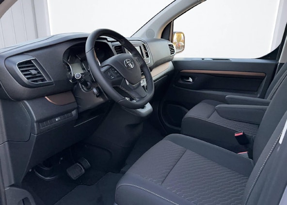 Vehicle image 12 Vehicle image 12