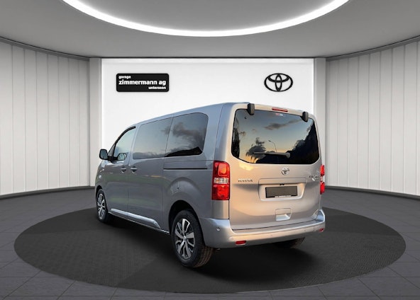 Vehicle image 8 Vehicle image 8