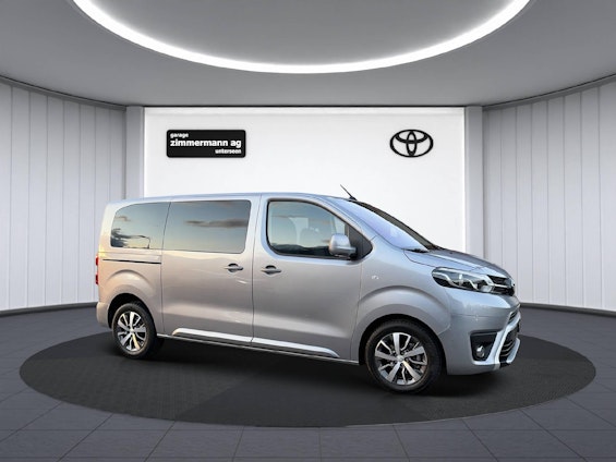 Vehicle image 3 Vehicle image 3