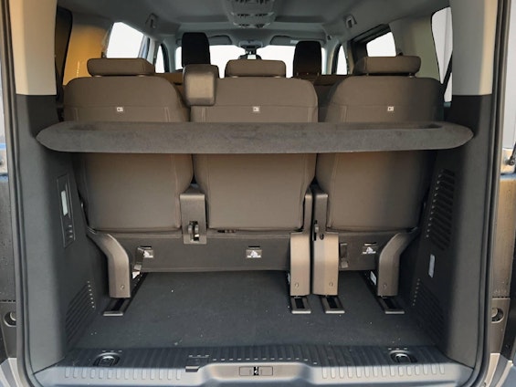 Vehicle image 15 Vehicle image 15