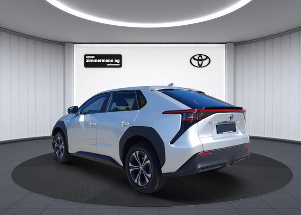 Vehicle image 8 Vehicle image 8