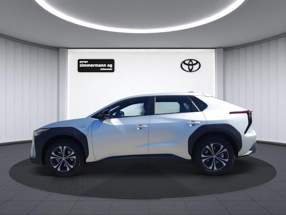 Vehicle image 10 Vehicle image 10