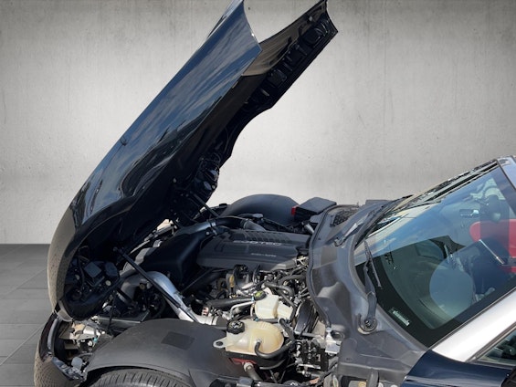 Vehicle image 15 Vehicle image 15