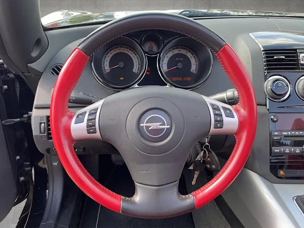 OPEL GT 2.0 16V Turbo