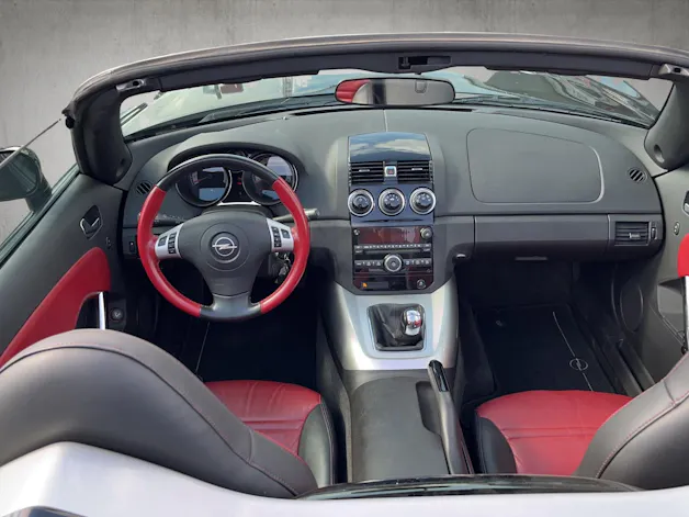 OPEL GT 2.0 16V Turbo