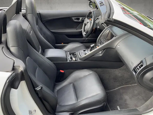 Jaguar F-Type Convertible 5.0 V8 S
